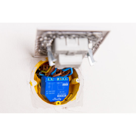 Smart single-channel Wi-Fi controlled relay switch Shelly Plus 1 x2
